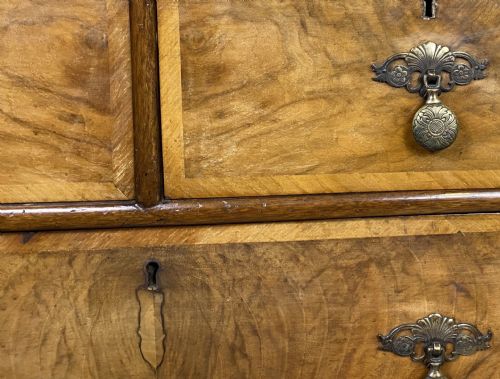 WALNUT CHEST OF DRAWERS - ADDITIONAL PHOTO 2