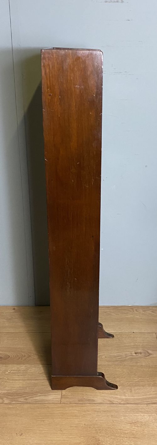 SMALL MAHOGANY OPEN BOOKCASE - ADDITIONAL PHOTO 2