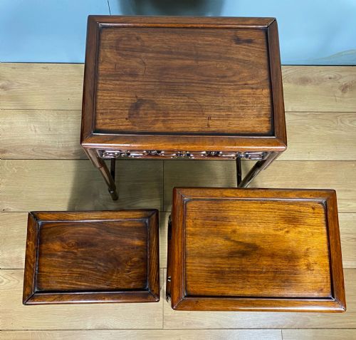 NEST OF THREE ORIENTAL TABLES - ADDITIONAL PHOTO 4