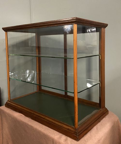 SMALL MAHOGANY SHOP DISPLAY CABINET - ADDITIONAL PHOTO 9