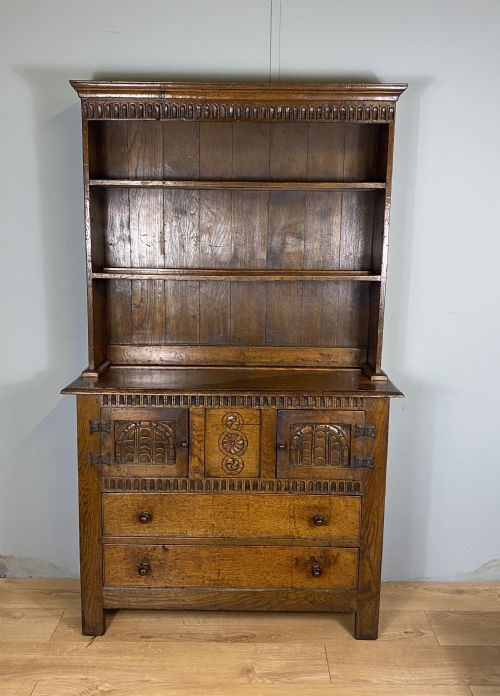 distressed ipswich oak dresser - CATEGORY: ANTIQUE DRESSERS - DATED 1930