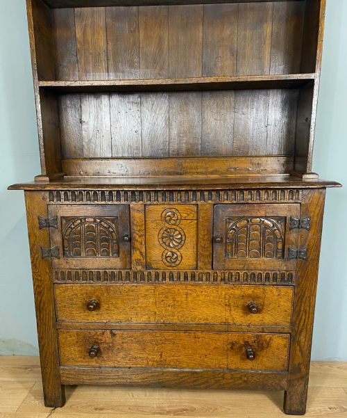 DISTRESSED IPSWICH OAK DRESSER - ADDITIONAL PHOTO 1