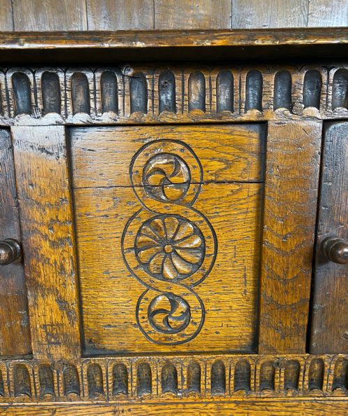 DISTRESSED IPSWICH OAK DRESSER - ADDITIONAL PHOTO 2