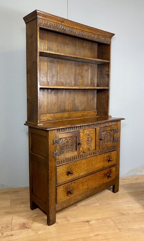 DISTRESSED IPSWICH OAK DRESSER - ADDITIONAL PHOTO 7