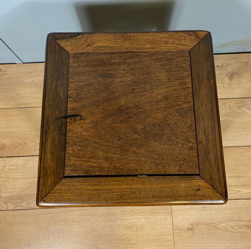 SMALL ORIENTAL HARDWOOD LAMP TABLE - ADDITIONAL PHOTO 3