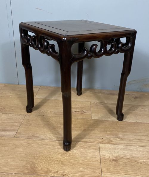SMALL ORIENTAL HARDWOOD LAMP TABLE - ADDITIONAL PHOTO 5