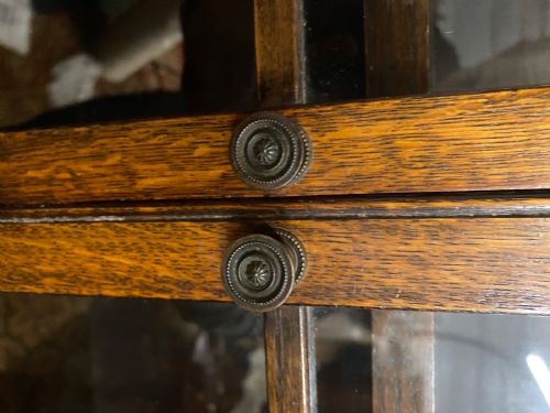 PAIR OF SECTIONAL OAK BOOKCASES - ADDITIONAL PHOTO 2
