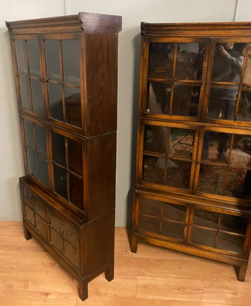 PAIR OF SECTIONAL OAK BOOKCASES - ADDITIONAL PHOTO 6