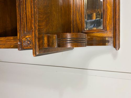 LATE VICTORIAN OPEN OAK BOOKCASE - ADDITIONAL PHOTO 5