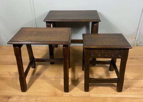 NEST OF THREE OAK TABLES - ADDITIONAL PHOTO 5