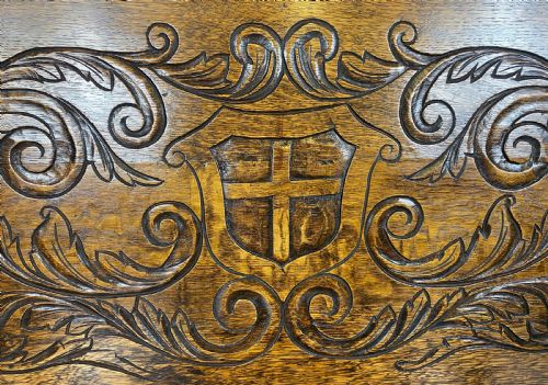 CARVED OAK VICTORIAN MONKS BENCH - ADDITIONAL PHOTO 4