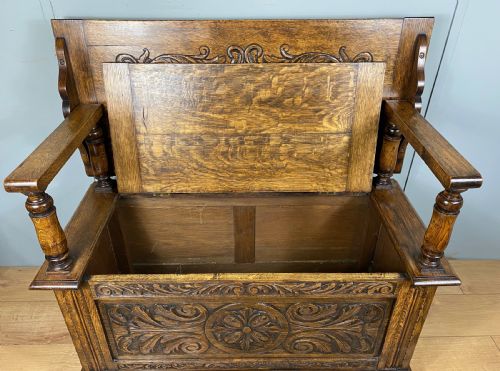 CARVED OAK VICTORIAN MONKS BENCH - ADDITIONAL PHOTO 6