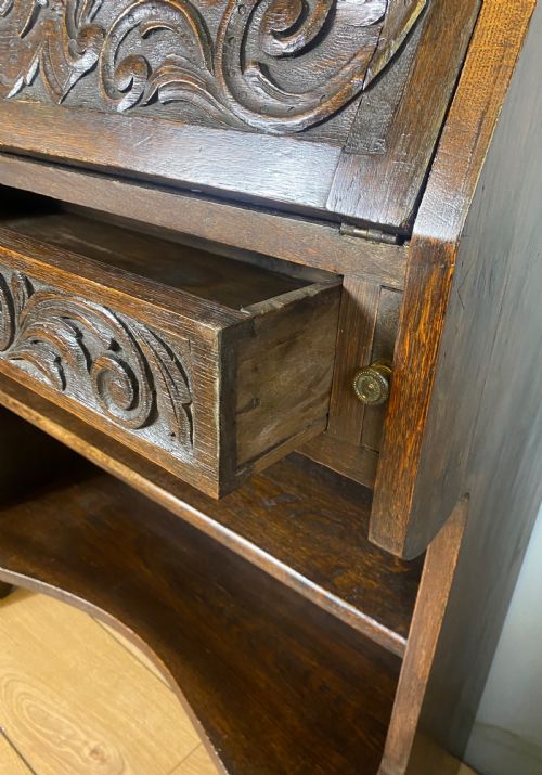 CARVED OAK STUDENT BUREAU BOOKCASE - ADDITIONAL PHOTO 2