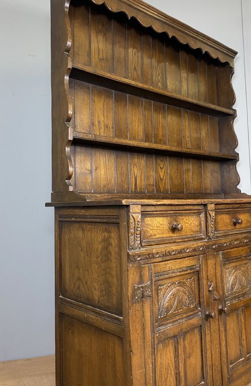 DISTRESSED OAK DRESSER - ADDITIONAL PHOTO 4