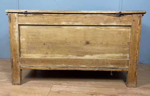 PINE COFFER - ADDITIONAL PHOTO 11