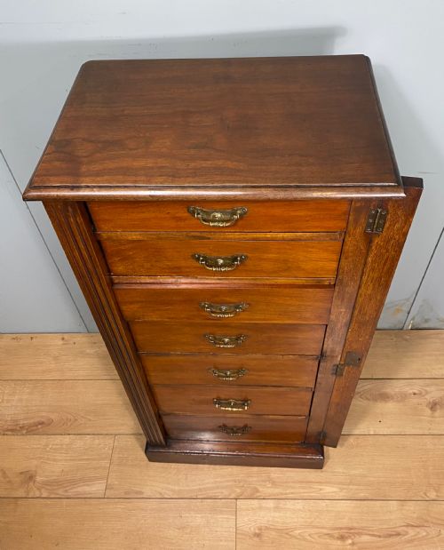 LATE VICTORIAN WELLINGTON MAHOGANY CHEST OF DRAWERS - ADDITIONAL PHOTO 7