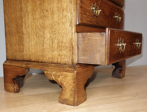 VERY SMALL OAK CHEST OF DRAWERS - ADDITIONAL PHOTO 6