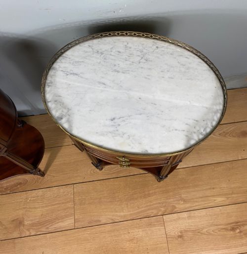 PAIR OF FRENCH OVAL MAHOGANY MARBLE BEDSIDE TABLES - ADDITIONAL PHOTO 3
