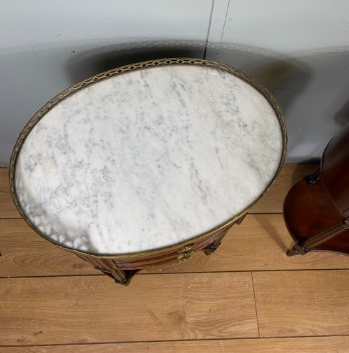 PAIR OF FRENCH OVAL MAHOGANY MARBLE BEDSIDE TABLES - ADDITIONAL PHOTO 4
