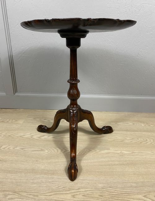 FINE QUALITY MAHOGANY WINE TABLE - ADDITIONAL PHOTO 1