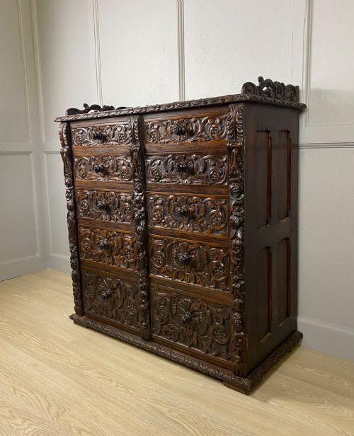 double wellington carved oak chest of drawers - CATEGORY: ANTIQUE CHEST OF DRAWERS - DATED VICTORIAN