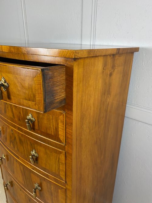 WALNUT BOWFRONT NARROW CHEST OF DRAWERS - ADDITIONAL PHOTO 3