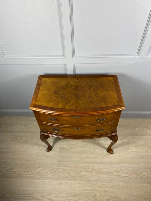 SMALL WALNUT CHEST OF DRAWERS - ADDITIONAL PHOTO 3