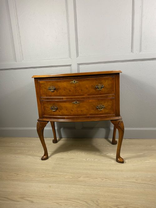 SMALL WALNUT CHEST OF DRAWERS - ADDITIONAL PHOTO 4