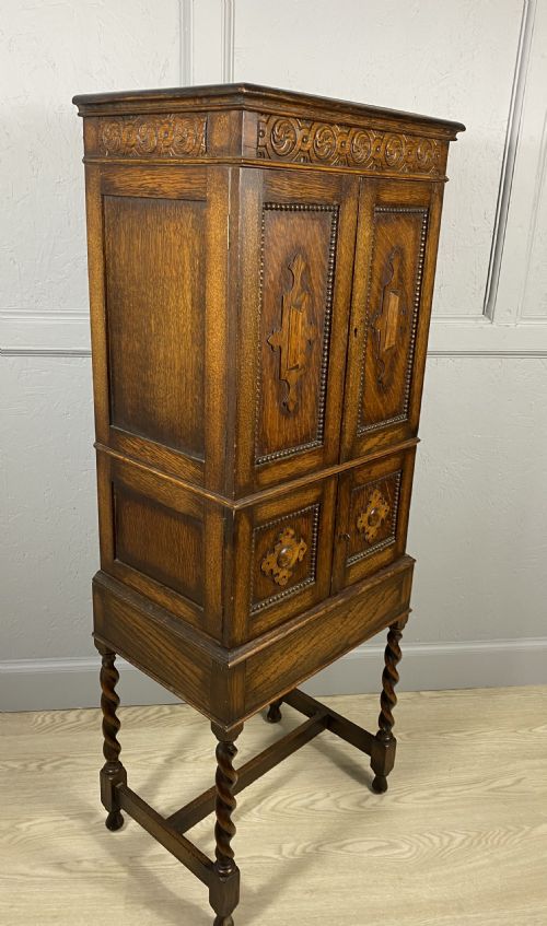 BARLEY TWIST NARROW OAK CABINET - ADDITIONAL PHOTO 2