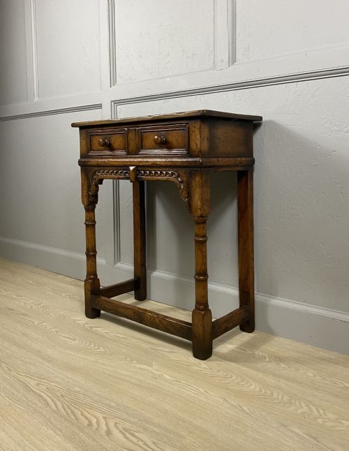 titchmarsh goodwin small oak one drawer table - CATEGORY: ANTIQUE TABLES - DATED 1930