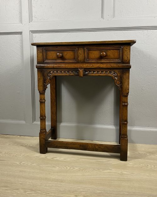 TITCHMARSH GOODWIN SMALL OAK ONE DRAWER TABLE - ADDITIONAL PHOTO 3