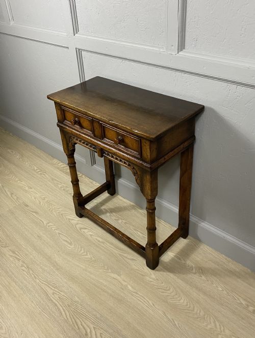 TITCHMARSH GOODWIN SMALL OAK ONE DRAWER TABLE - ADDITIONAL PHOTO 4
