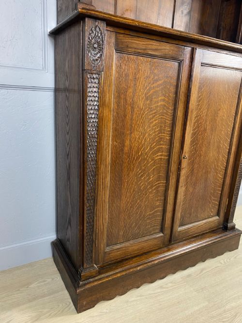 IMPRESSIVE OAK BOOKCASE - ADDITIONAL PHOTO 2