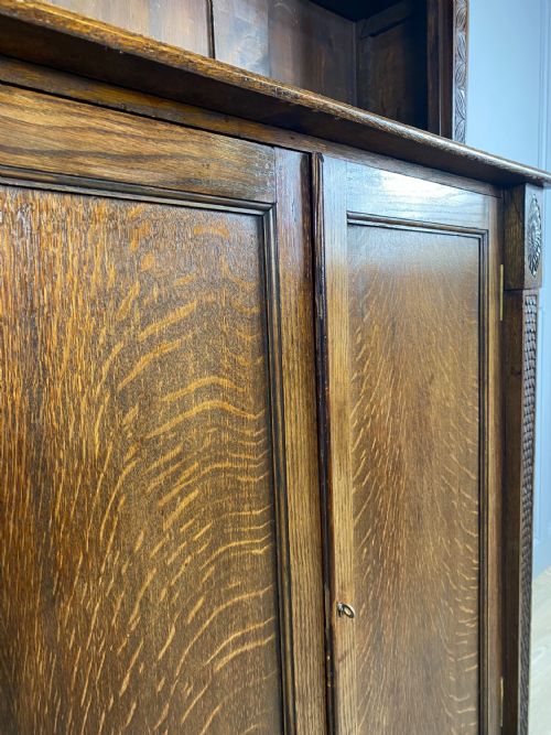 IMPRESSIVE OAK BOOKCASE - ADDITIONAL PHOTO 3