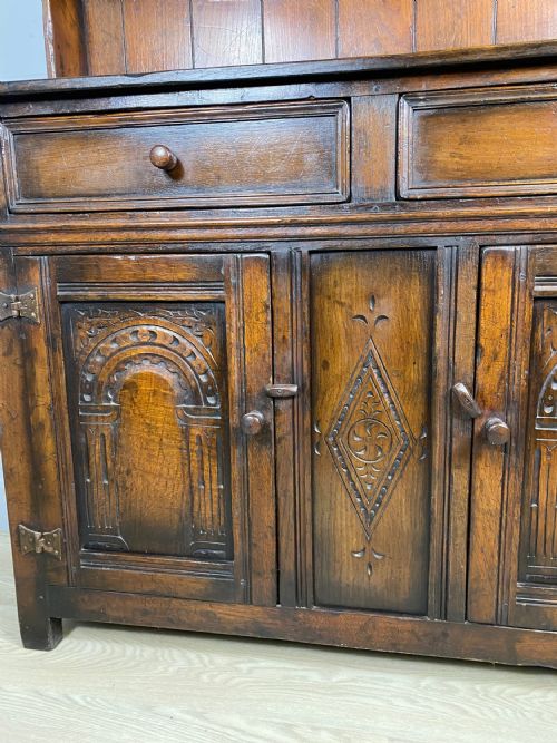 SMALL DISTRESSED IPSWICH OAK DRESSER - ADDITIONAL PHOTO 2