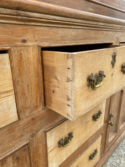VICTORIAN PINE KITCHEN CABINET - ADDITIONAL PHOTO 4