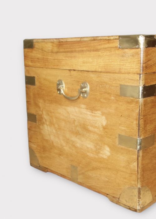 VICTORIAN CAMPHOR TRUNK - ADDITIONAL PHOTO 4