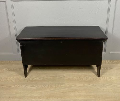 18TH CENTURY DARK OAK COFFER - ADDITIONAL PHOTO 3