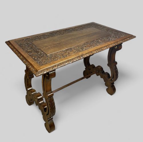 iberian walnut occasional table - CATEGORY: ANTIQUE TABLES - DATED 1930