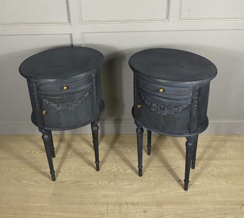 PAIR OF FRENCH OVAL BLUE PAINTED BEDSIDE CABINETS - ADDITIONAL PHOTO 5