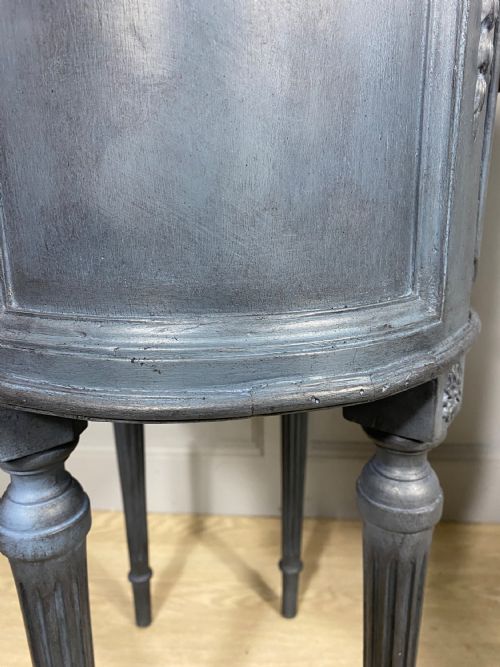 PAIR OF FRENCH OVAL BLUE PAINTED BEDSIDE CABINETS - ADDITIONAL PHOTO 8