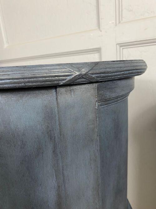 PAIR OF FRENCH OVAL BLUE PAINTED BEDSIDE CABINETS - ADDITIONAL PHOTO 9