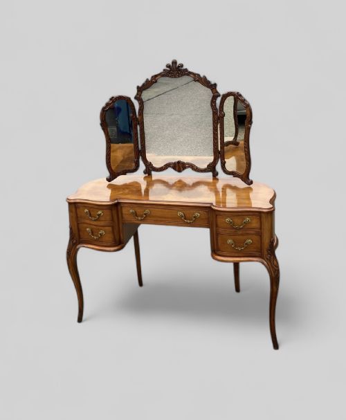WALNUT DRESSING TABLE - ADDITIONAL PHOTO 5