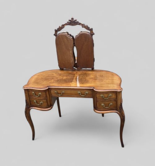 WALNUT DRESSING TABLE - ADDITIONAL PHOTO 16