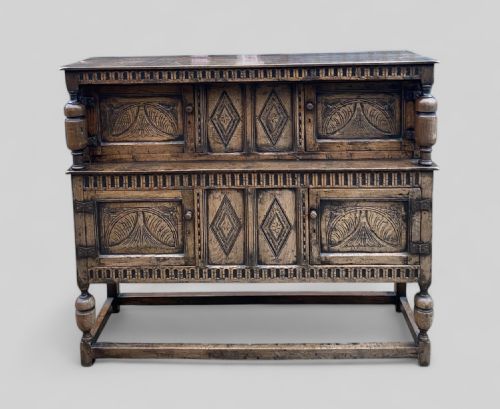 LARGE DISTRESSED OAK CUPBOARD - ADDITIONAL PHOTO 2