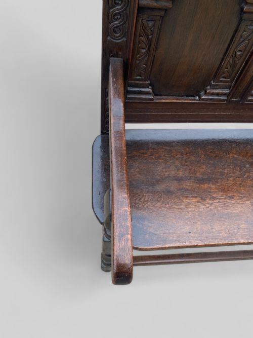 CARVED OAK VICTORIAN BENCH - ADDITIONAL PHOTO 3