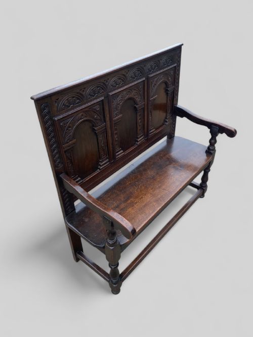 CARVED OAK VICTORIAN BENCH - ADDITIONAL PHOTO 9
