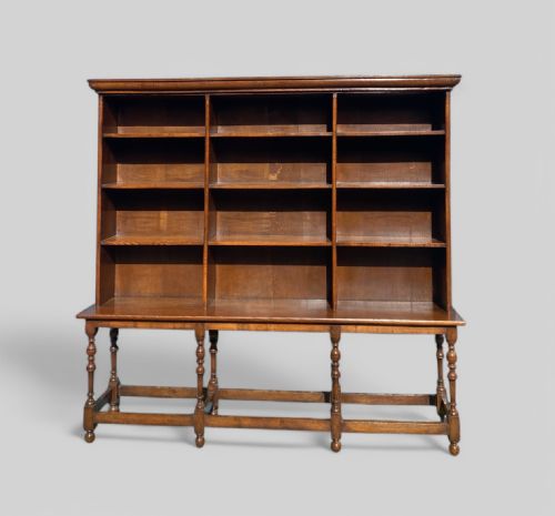MULTICOMPARTMENT DISTRESSED OAK BOOKCASE - ADDITIONAL PHOTO 4