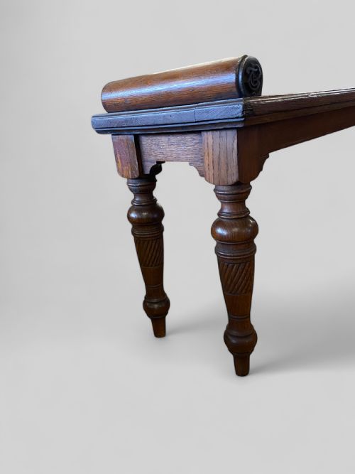 ANTIQUE OAK WINDOW SEAT - ADDITIONAL PHOTO 1