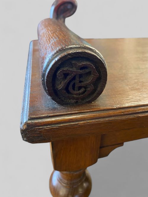 ANTIQUE OAK WINDOW SEAT - ADDITIONAL PHOTO 2